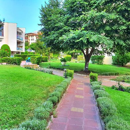 Sveti Vlas Marina Beach Apartment - Vega Village Екстериор снимка