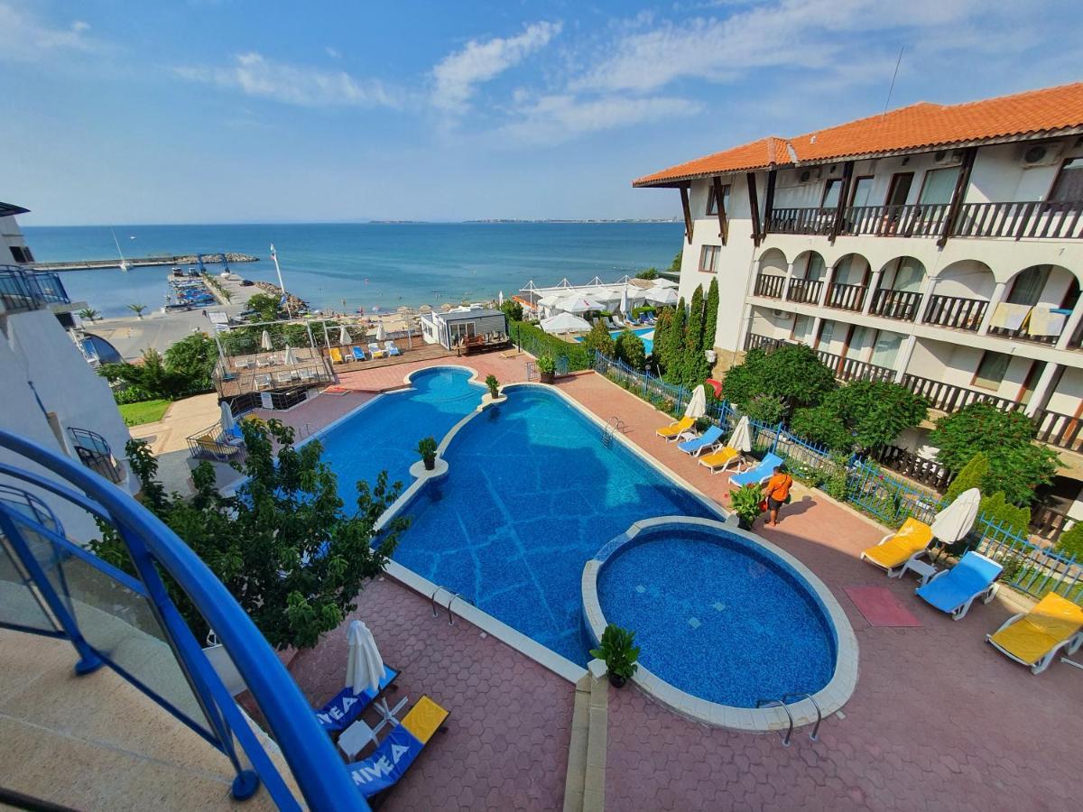 Sveti Vlas Marina Beach Apartment - Vega Village Екстериор снимка