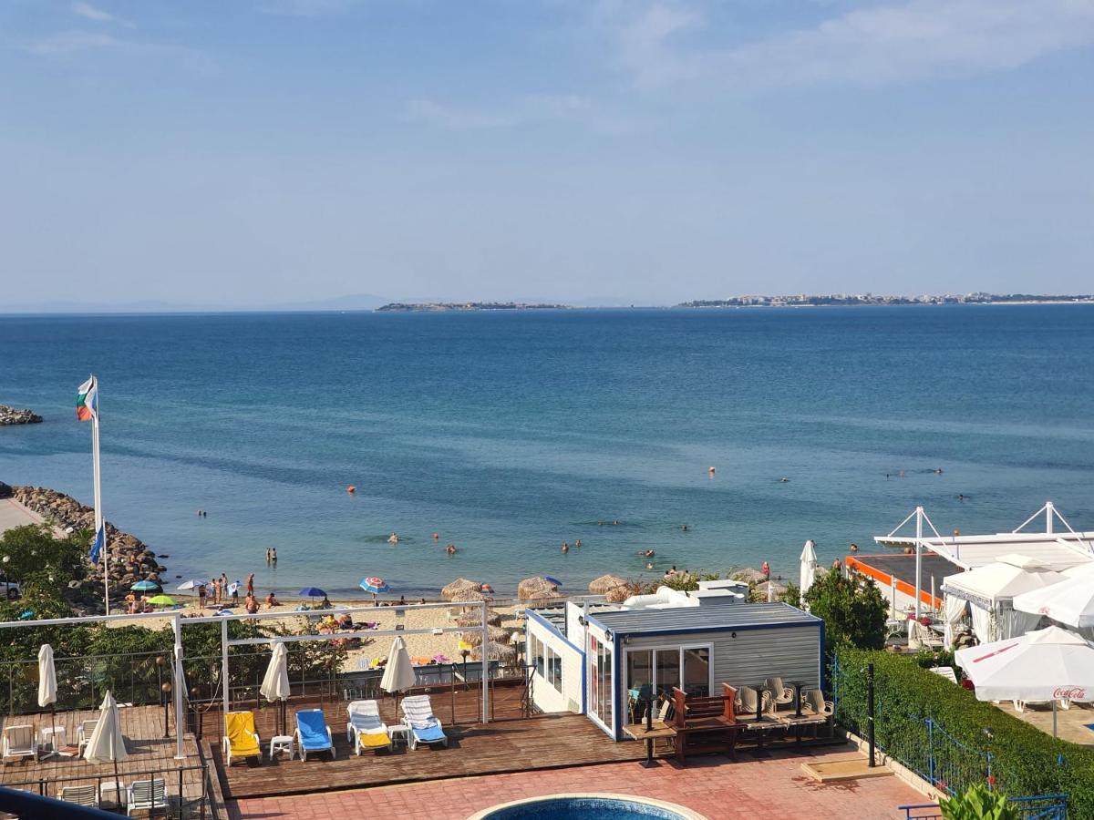 Sveti Vlas Marina Beach Apartment - Vega Village Екстериор снимка