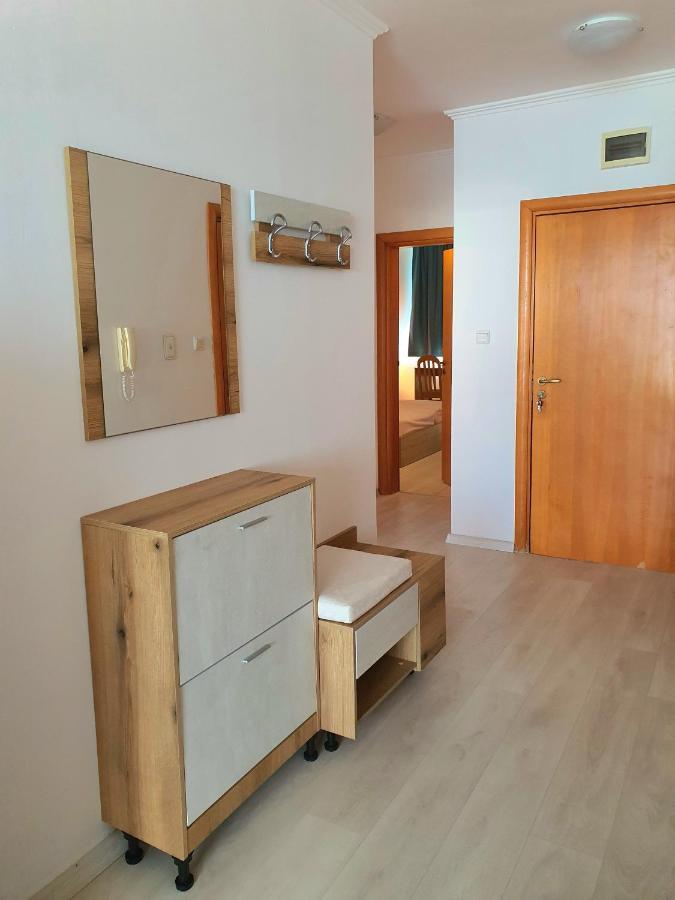 Sveti Vlas Marina Beach Apartment - Vega Village Екстериор снимка
